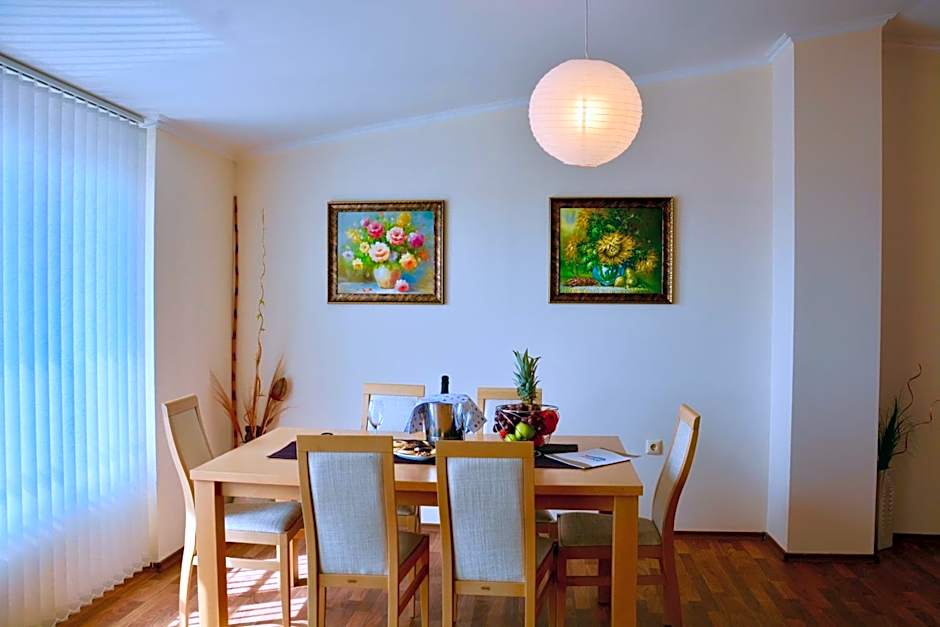 Rainbow 1 Holiday Complex