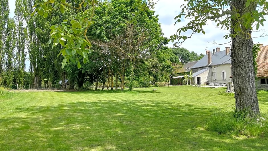 La Ferme de l'isle et sa Roulotte
