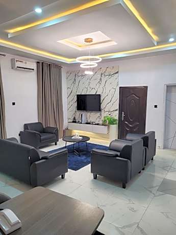 Conrad Cottage Apartments