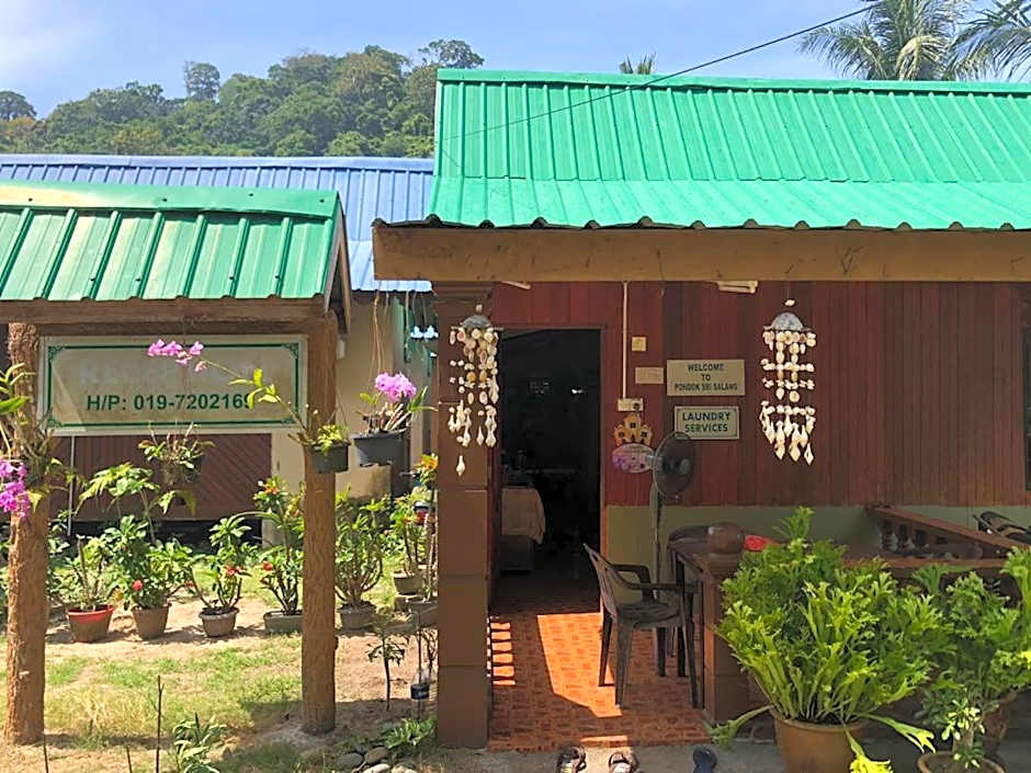 Pondok Sri Salang