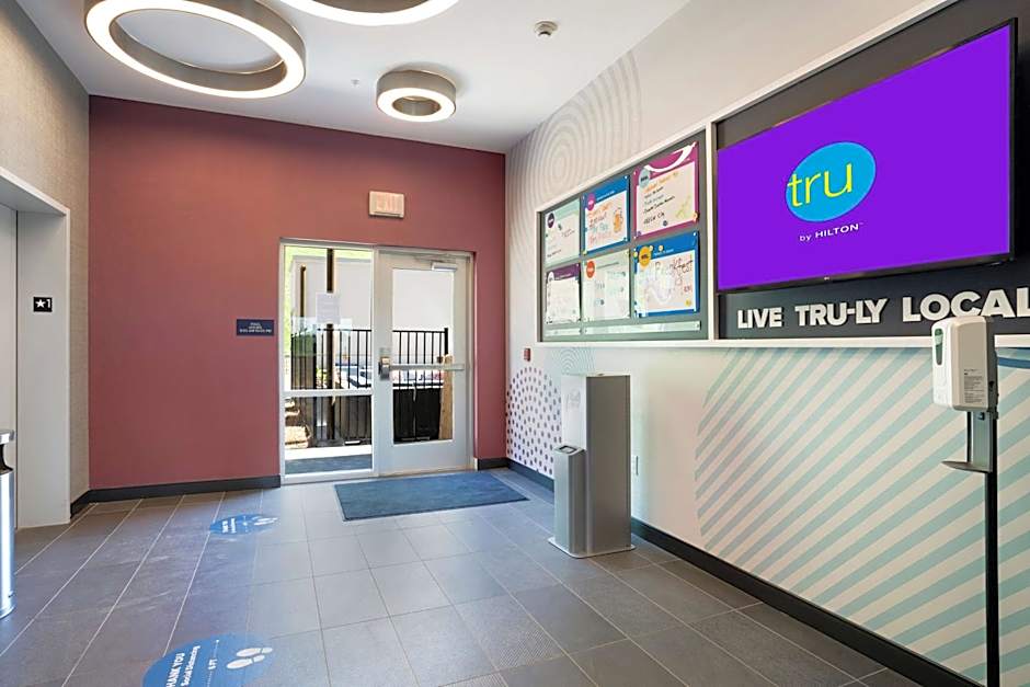 Tru By Hilton Cartersville, GA