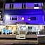 Stay Blue Hotel