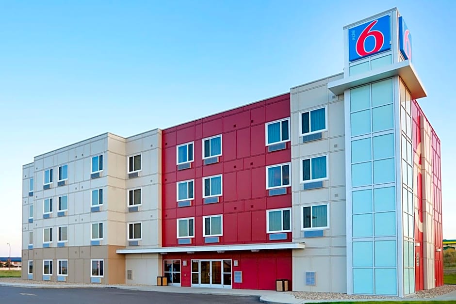 Motel 6-Swift Current, SK