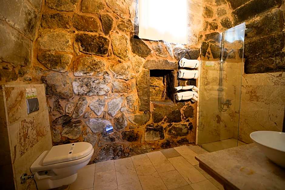 Helike Cave Suites