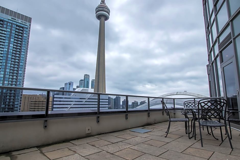 MiCasa Suites - Stylish Condo in Maple Leaf Square