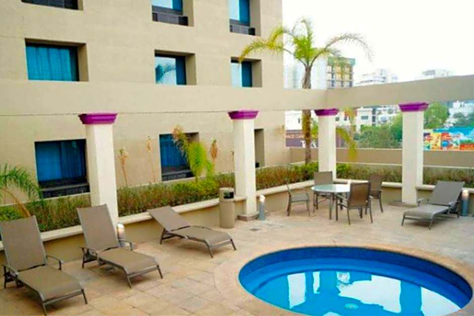 CHN Hotel Monterrey Norte, Trademark Collection by Wyndham