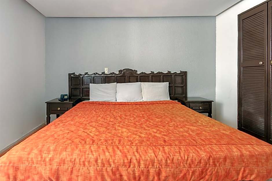 Capital O Hotel Colon Express Guadalajara
