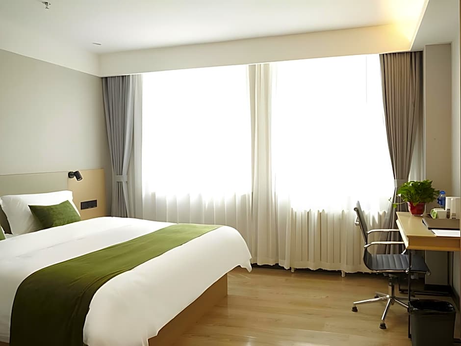 GreenTree Inn Exhibition Center University Road Hotel