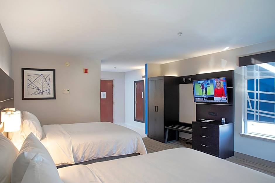 Holiday Inn Express Hotel & Suites Chester By IHG
