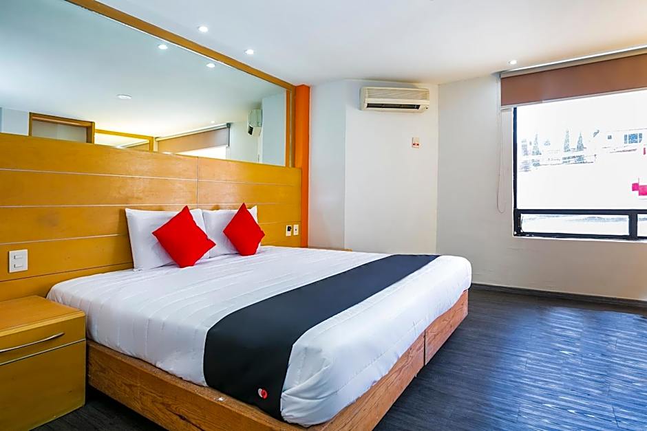 Capital O Hotel Casa Blanca, Morelia