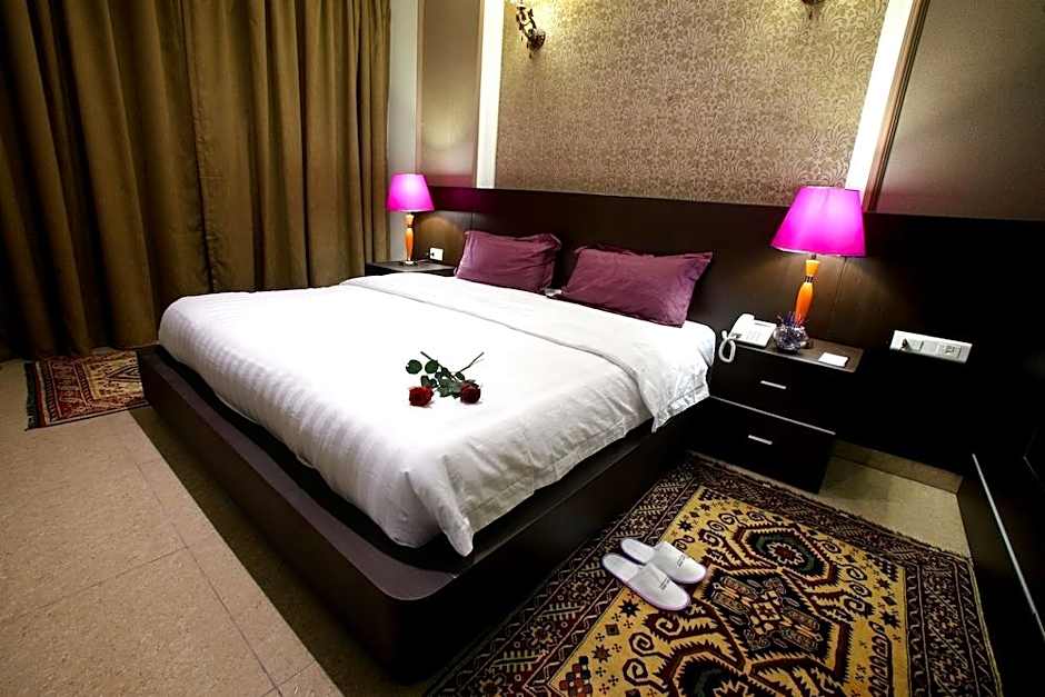 Lavender Home Hotel