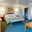 Days Inn & Suites by Wyndham Fullerton