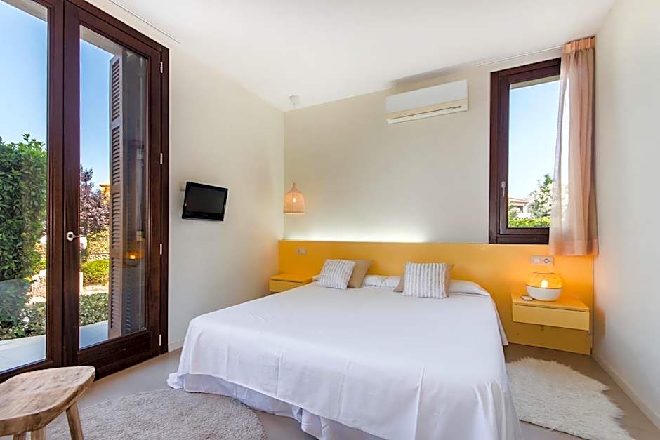 Villa Barcares Gran for 10, pool, gym and close to beach