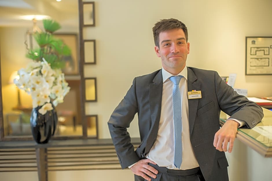 Hôtel Paris Louvre Opéra