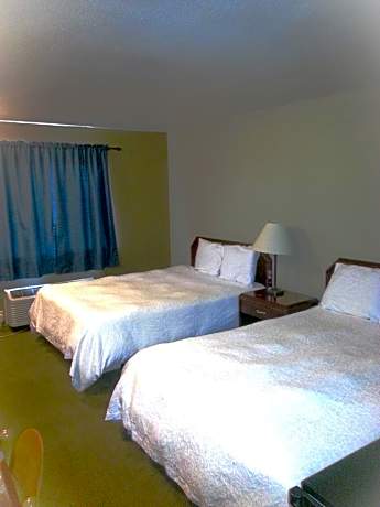 Queen Room with Two Queen Beds