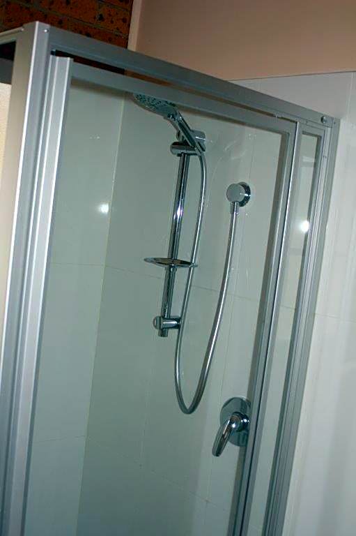 Bega Downs Motor Inn