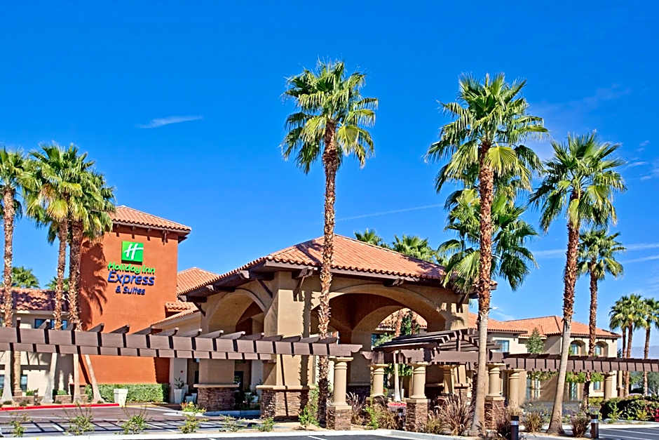 Holiday Inn Express & Suites Rancho Mirage By IHG