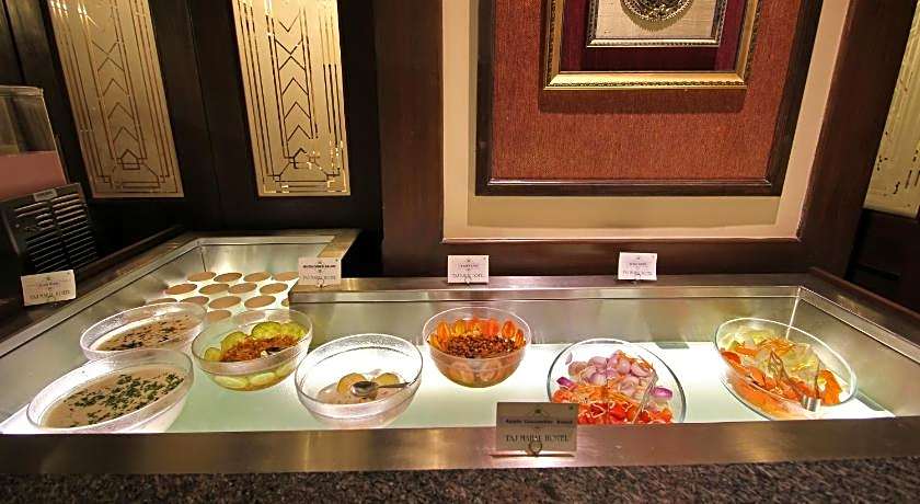 Taj Mahal Hotel Abids