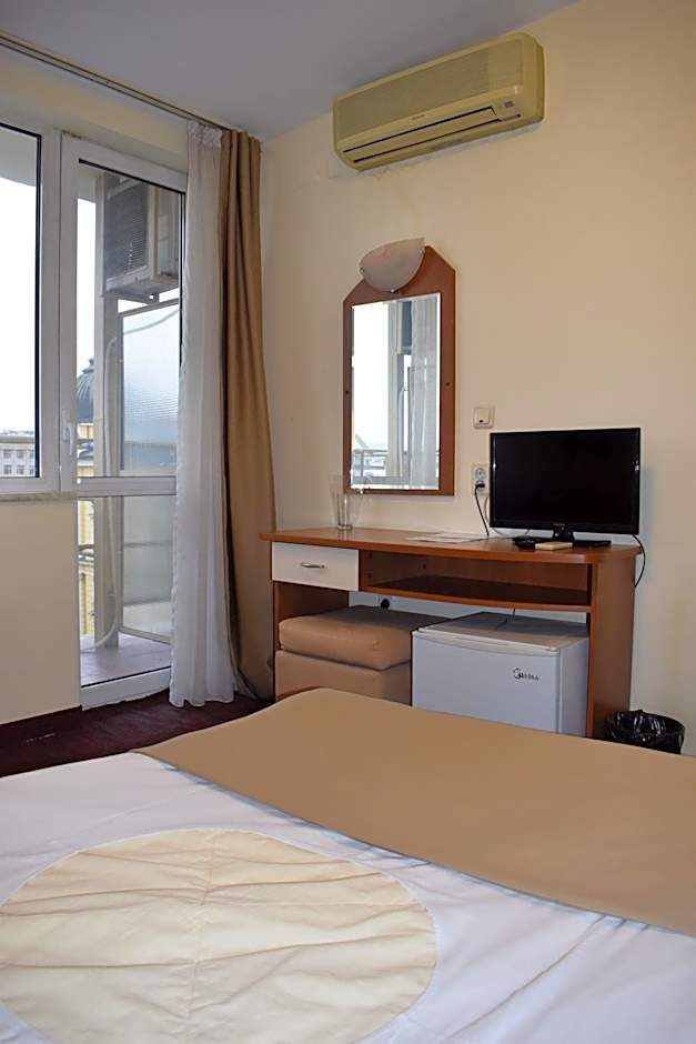 Slavyanska Beseda Hotel