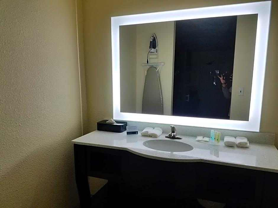 Quality Inn Tanglewood