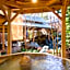 Shimobe Hotel