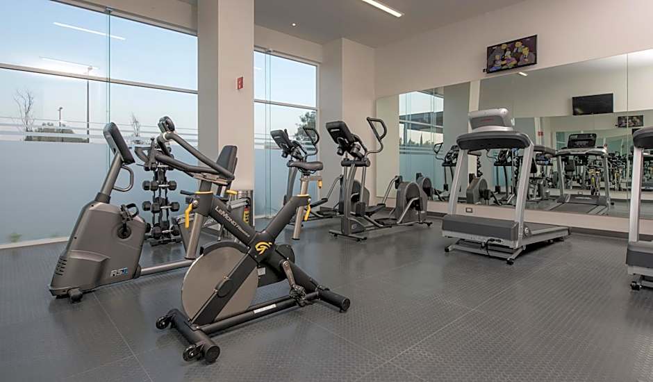 Microtel Inn & Suites by Wyndham Irapuato