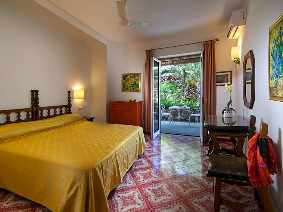 Semiramis Hotel De Charme & Pools