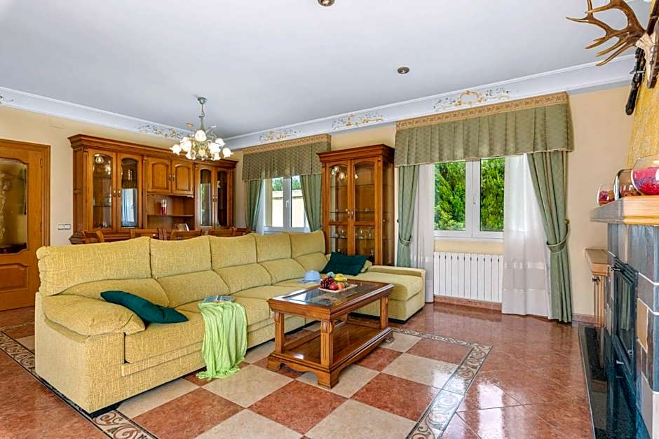 Villa Serena - PlusHolidays