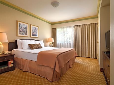 One-Bedroom Suite