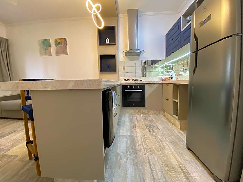 FABULOSO FLAT 225, 2 PISCINAS climatizadas, internet particular 500m Bertioga, Riviera de São Lourenço Flat Duplex inteiro, Adega, cozinha equipada completa serviço de hotelaria, serviço de praia nos finais de semana