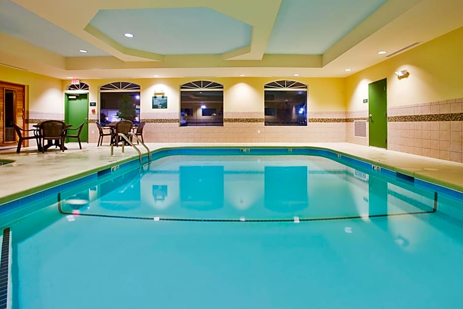 Country Inn & Suites by Radisson, Albany, GA