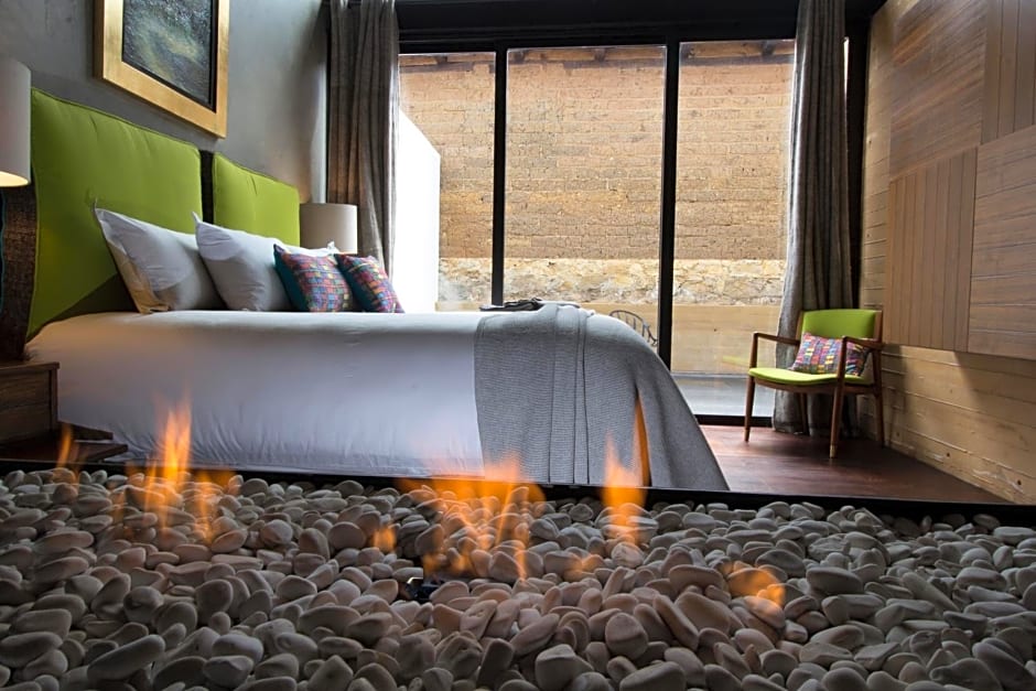 Uvence Arte + Hotel