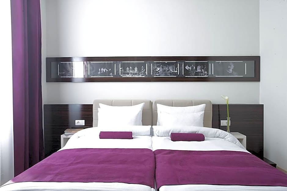 Hotel Theater Belgrade