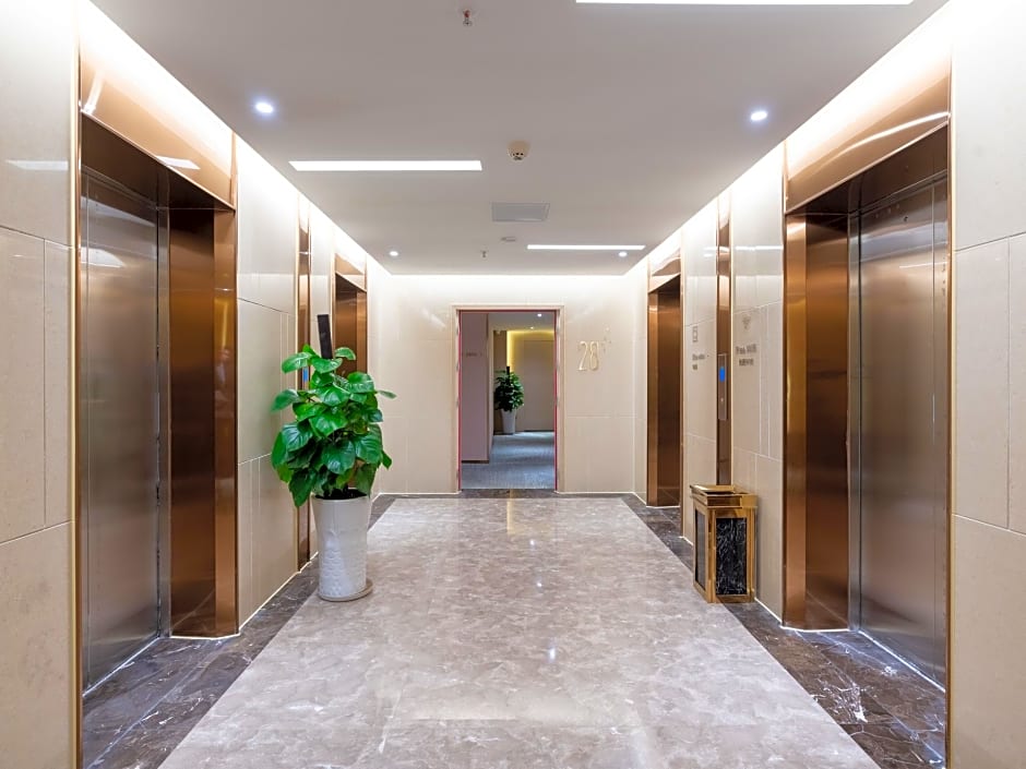 Lavande Hotel Zunyi Times Tianjie