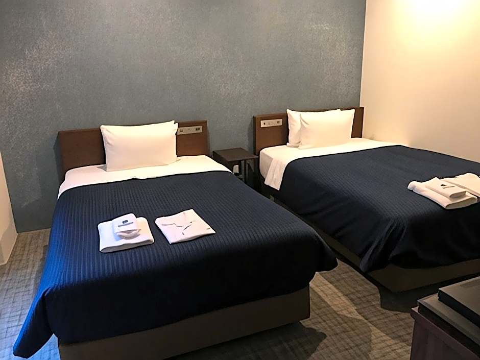 Hotel Livemax Chiba Soga-Ekimae