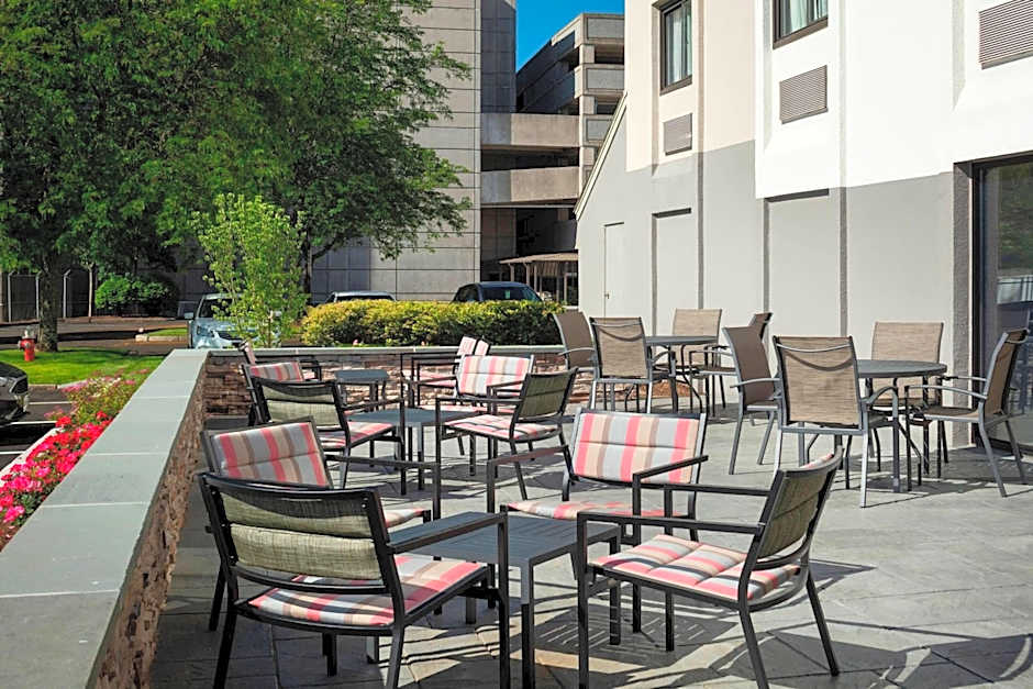 Fairfield by Marriott Inn & Suites Providence Airport Warwick