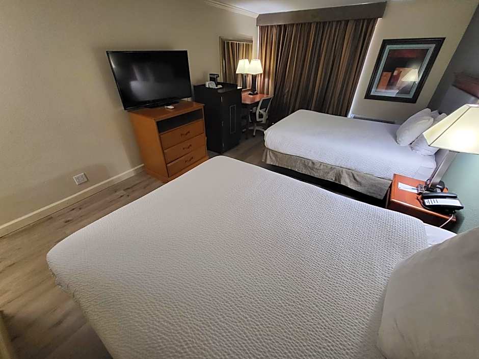 Ramada by Wyndham Houston Intercontinental Airport East