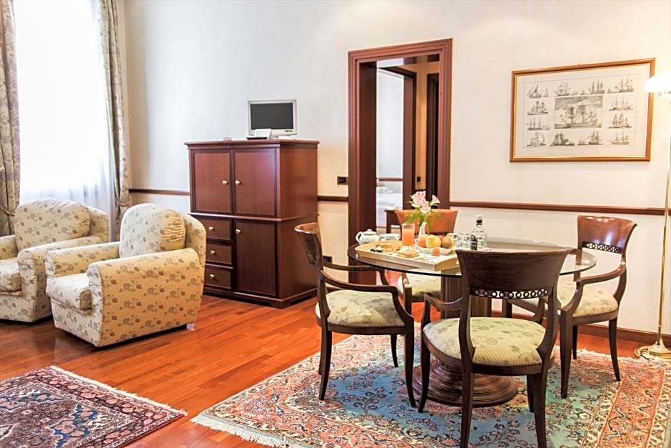 Phi Hotel Dei Medaglioni
