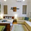 Acacia Private Rooms & Studios