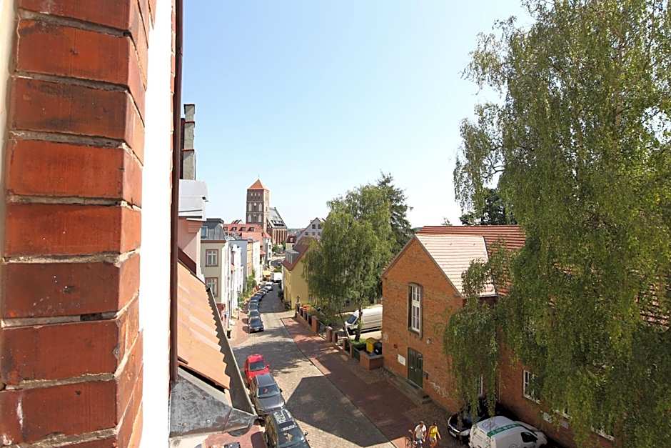 Blue Doors Hostel Altstadt