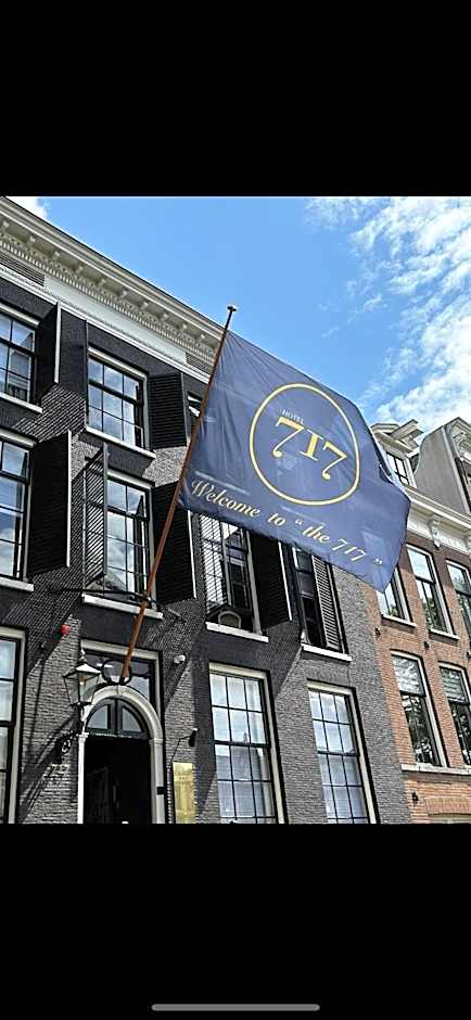 Hotel 717