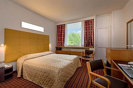 Superior Double or Twin Room with Spa Access