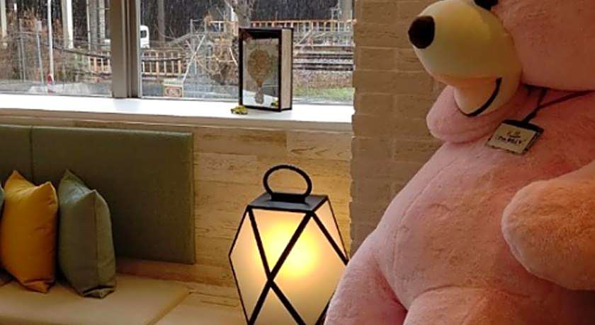 VIA INN SHIN-OSAKA SHOMENGUCHI - JR WEST GROUP