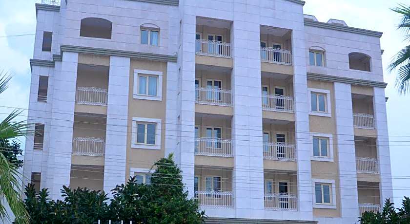 Almena Hotel