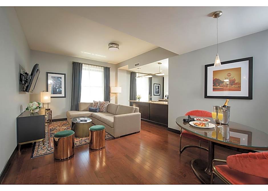 The Mayo Hotel And Residences