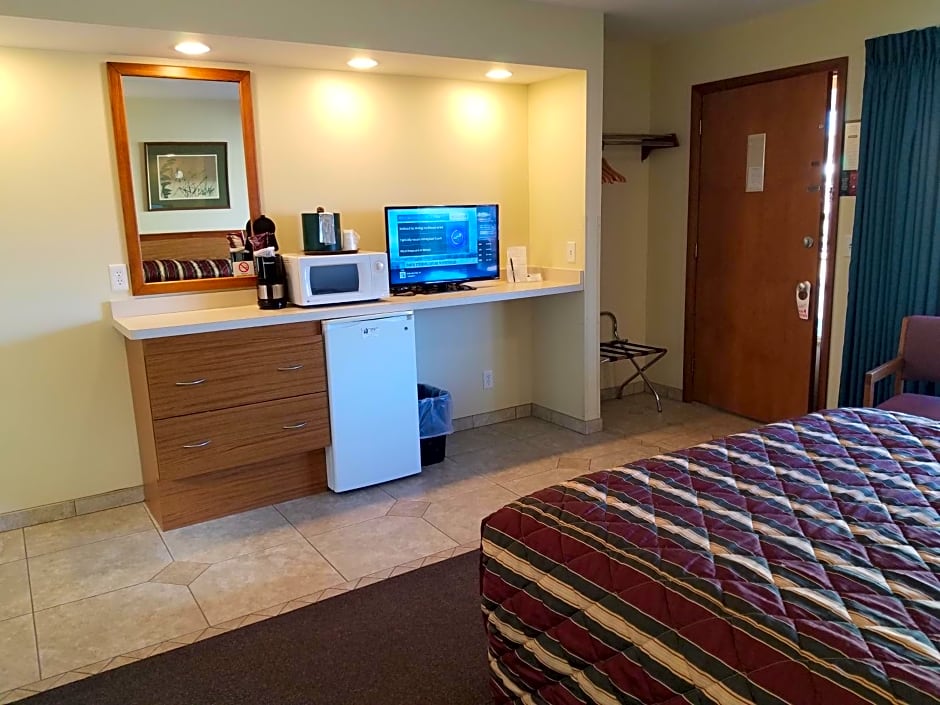 Black Hawk Motel & Suites