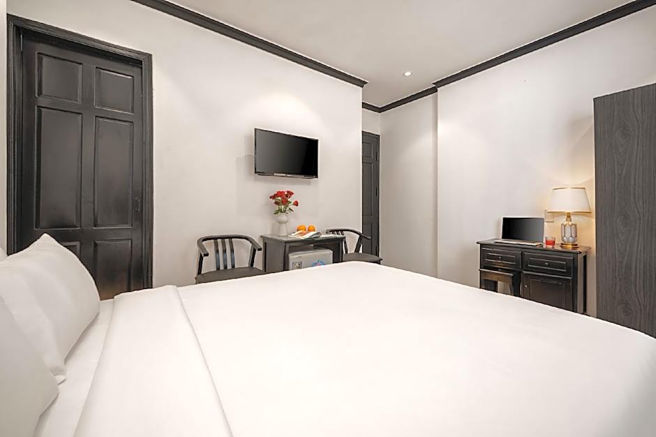 Hướng Dương Hotel