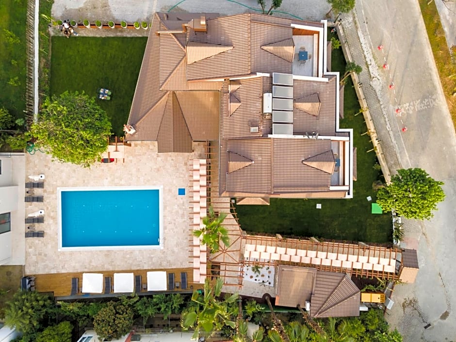 WEST HOUSE EXCLUSIVE HOTEL