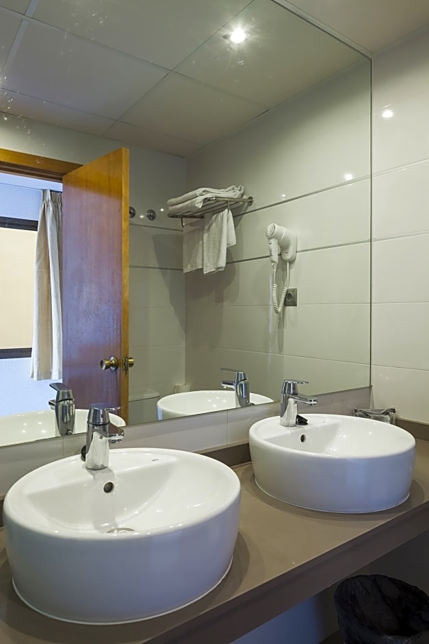 Ibiza JET Apartamentos - Adults Only