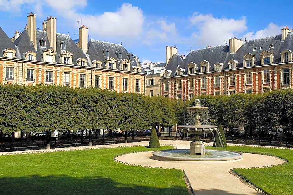 Le Pavillon de la Reine & Spa, Place des Vosges
